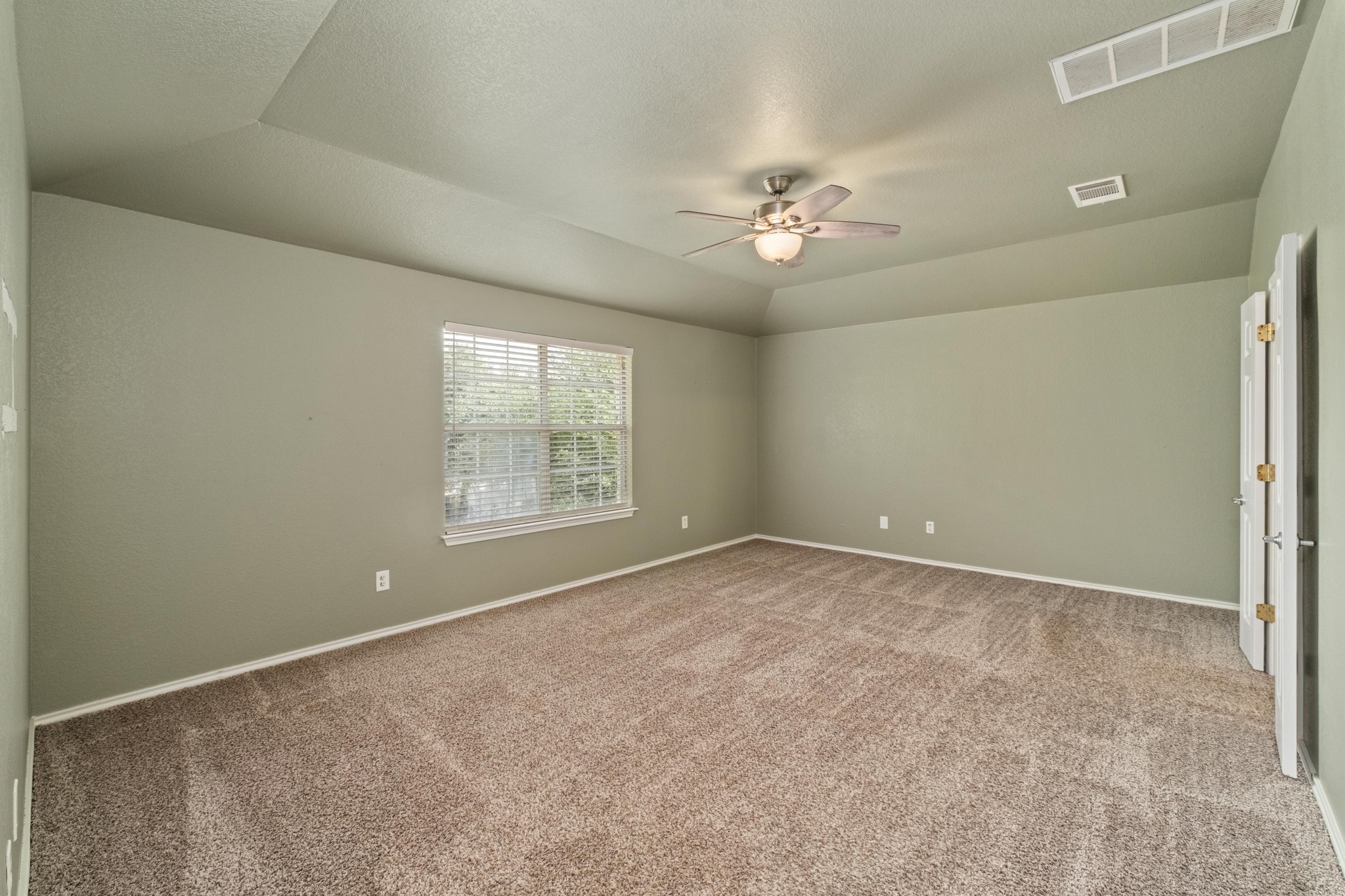 2402 Caprock Place Georgetown, TX 78626 - Photo 14 of 26