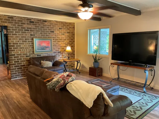 $425,000 | 306 Park Street, St. George, SC 29477