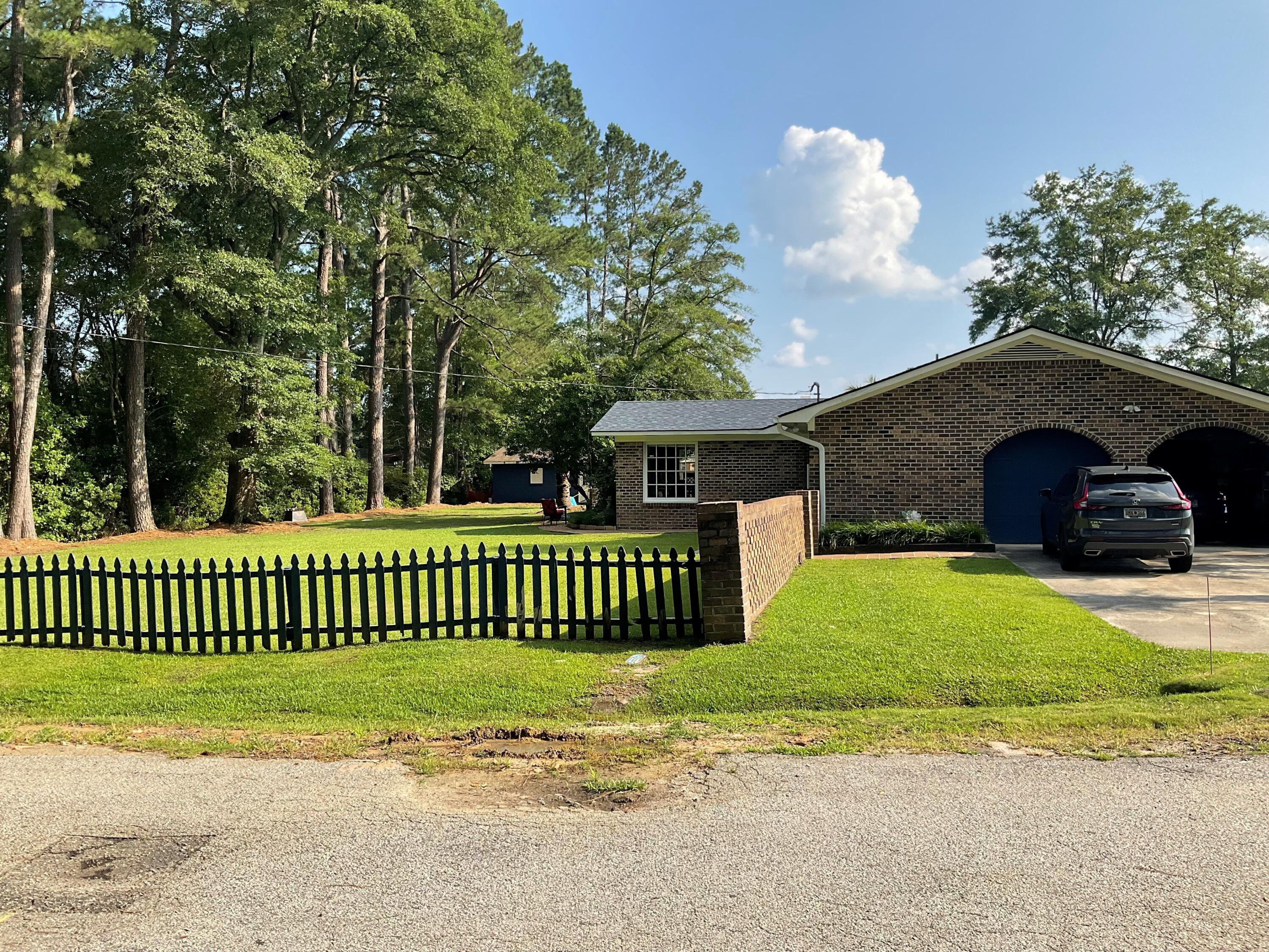 306 Park Street St. George, SC 29477 - Photo 8 of 42 ST3