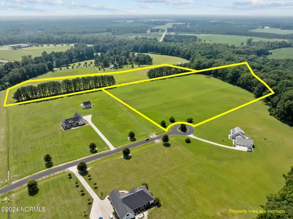 $475,000 | 270 Southwind Drive, Washington, NC 27889