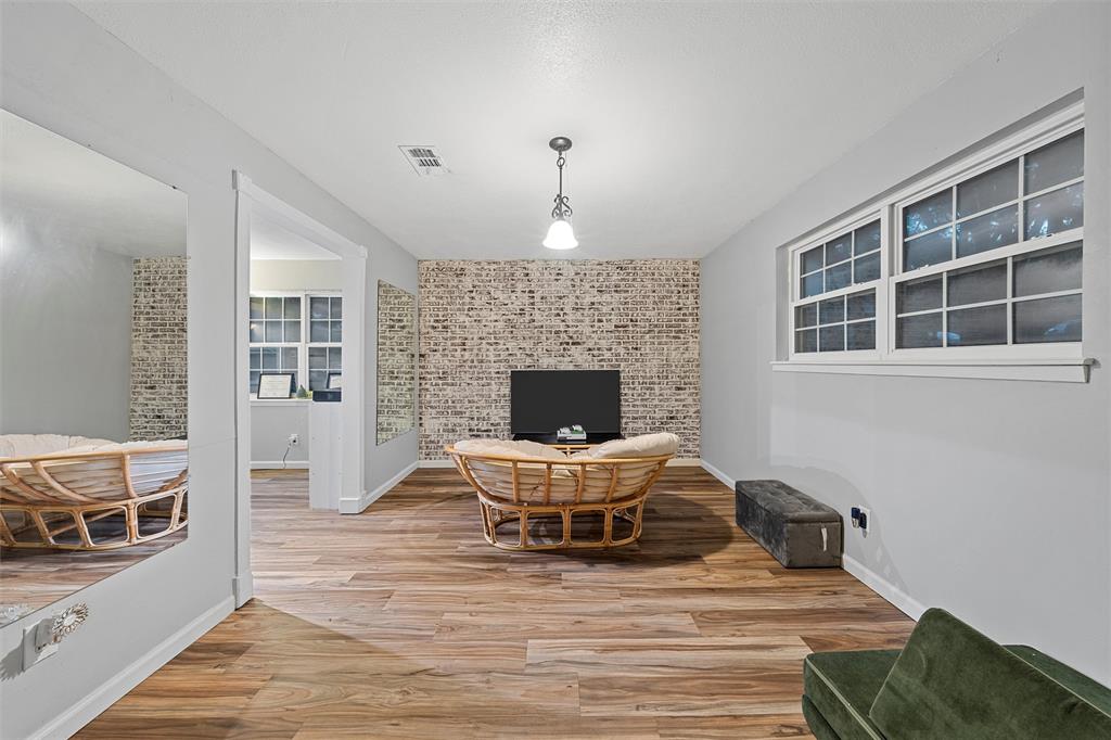 518 Fairway Road Woodway, TX 76712 - Photo 4 of 27