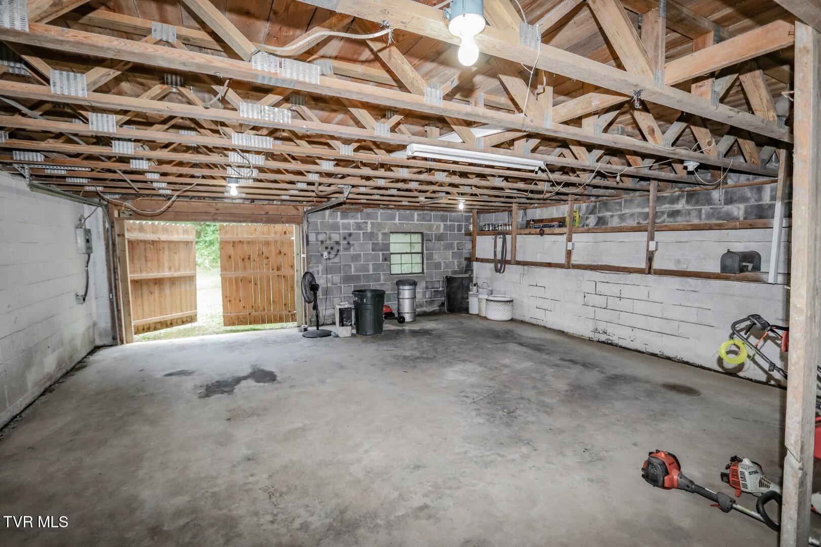 421 Duncan Street Newport, TN 37821 - Photo 27 of 56 23