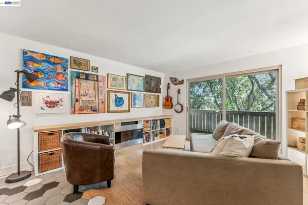 $499,000 | 1321 Webster Street, Unit D103, Alameda, CA 94501