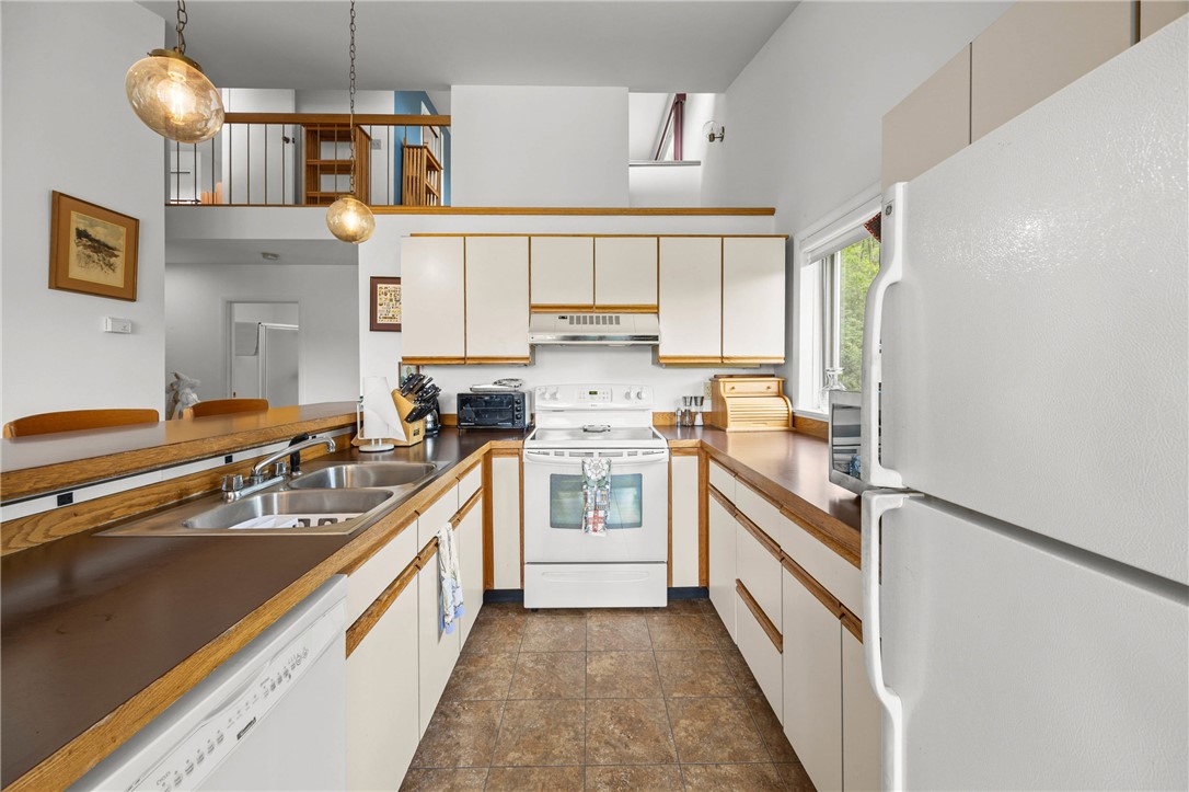 6370 Palmiter Road Alfred, NY 14803 - Photo 19 of 45 Kitchen