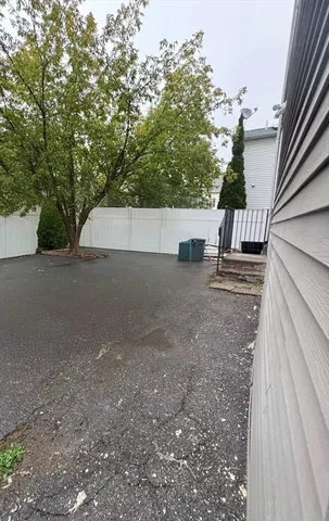 $2,800 | 499 Boston Street, Unit 2, Lynn, MA 01905