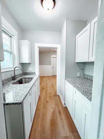 $2,800 | 499 Boston Street, Unit 2, Lynn, MA 01905