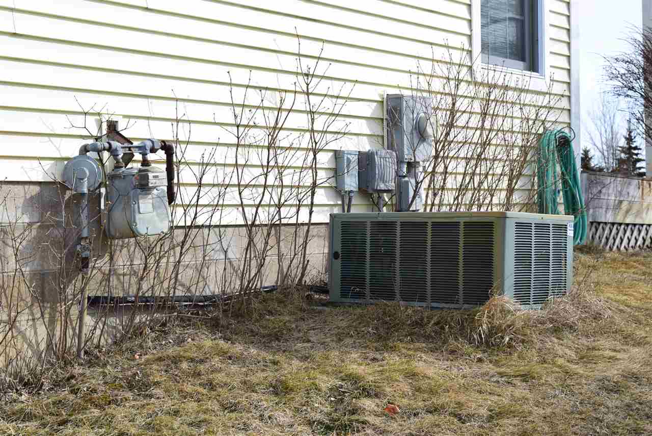 1153 Piccadilly Road Traverse City, MI 49685 - Photo 12 of 48 1843894-11.JPG