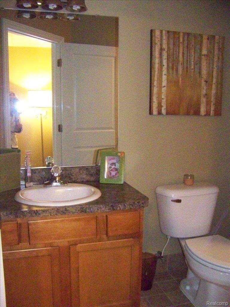 41460 Glade Road, Unit 55 Canton, MI 48187 - Photo 17 of 19 101_0498