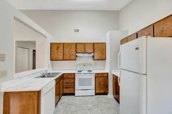 $1,650 | 155 Manchester Road, Summerville, SC 29486