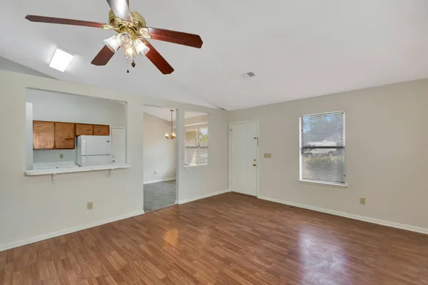 $1,650 | 155 Manchester Road, Summerville, SC 29486