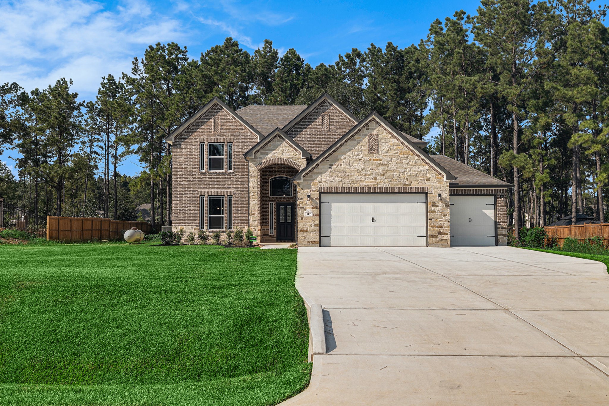 13435 Maverick Trl Road Conroe, TX 77303 - Photo 5 of 39