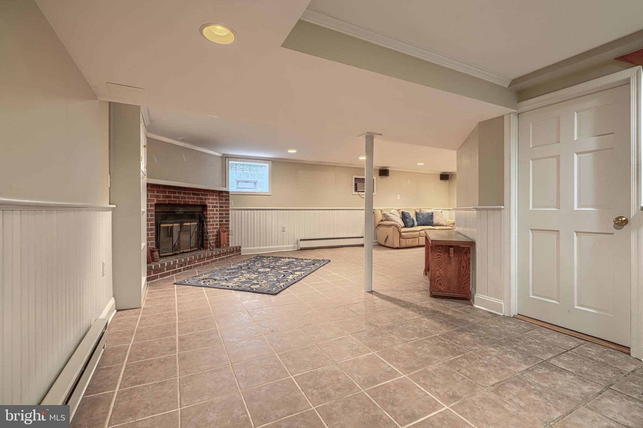 510 Murdock Road Baltimore, MD 21212 - Photo 40 of 68 Lower Level Recreation Room!