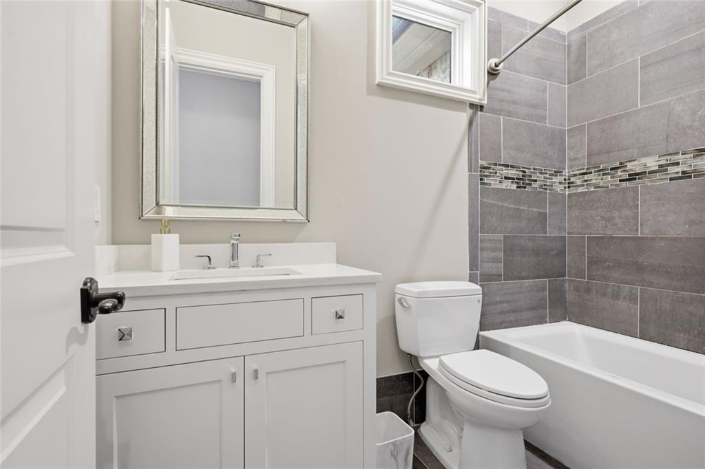 5965 Riverside Drive Sandy Springs, GA 30328 - Photo 29 of 44