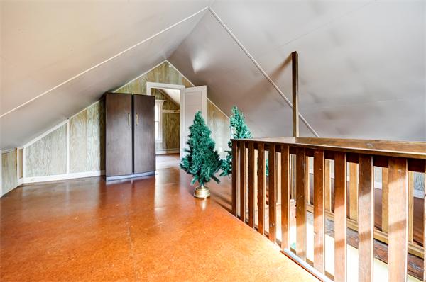 119 Maple Street Sherborn, MA 01770 - Photo 13 of 14 Gallery Image 13