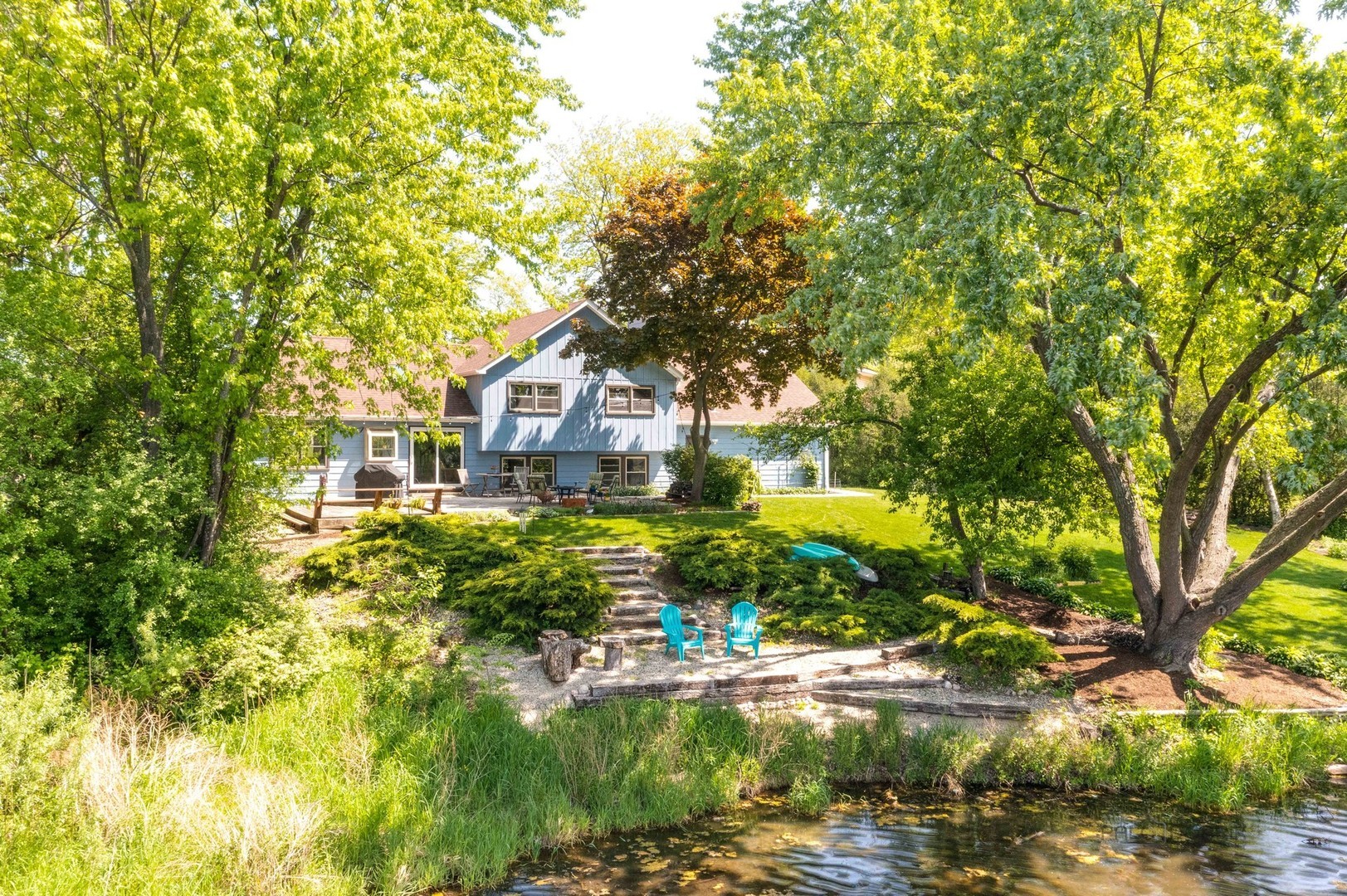 2351 Federal Circle Lindenhurst, IL 60046 - Photo 2 of 19