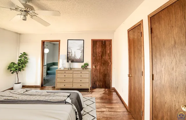 $1,100,000 | 27125 Doyle Creek Road, St. Marys, KS 66536