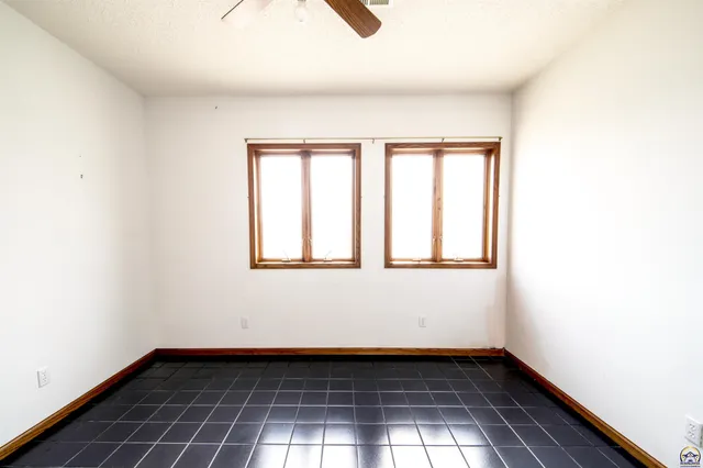 $1,100,000 | 27125 Doyle Creek Road, St. Marys, KS 66536