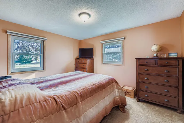 $350,000 | 6802 117th Avenue North, Champlin, MN 55316