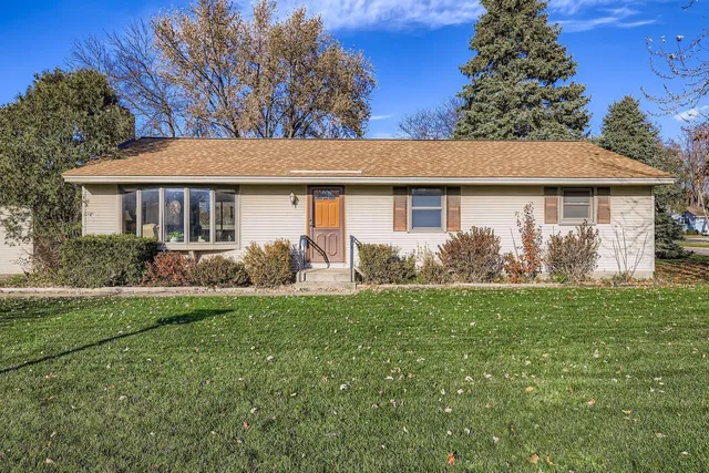 $350,000 | 6802 117th Avenue North, Champlin, MN 55316