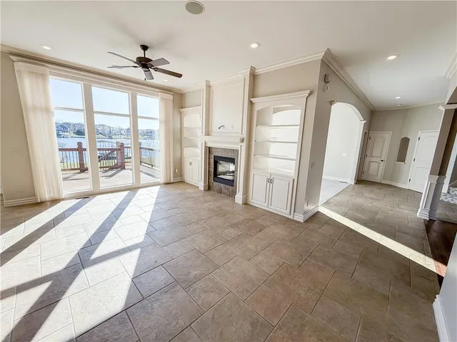 $975,000 | 1427 Young Circle, Raymore, MO 64083