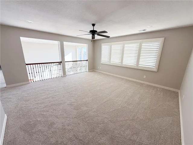 $975,000 | 1427 Young Circle, Raymore, MO 64083