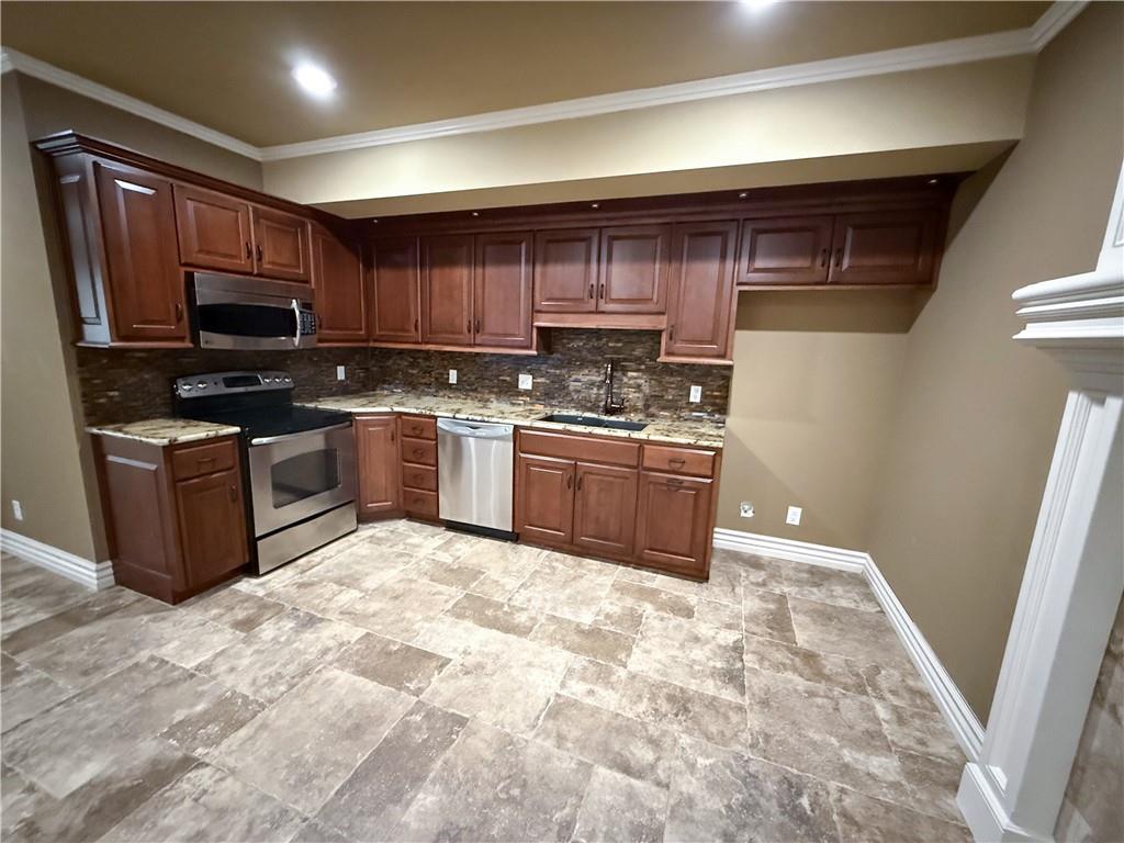 1427 Young Circle Raymore, MO 64083 - Photo 48 of 65