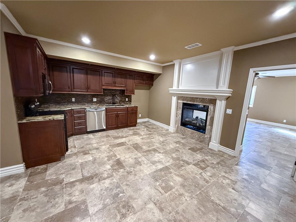 1427 Young Circle Raymore, MO 64083 - Photo 49 of 65