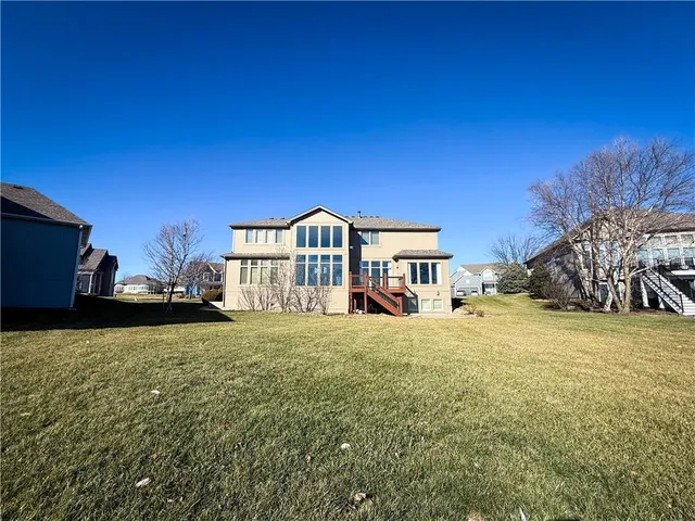 $975,000 | 1427 Young Circle, Raymore, MO 64083