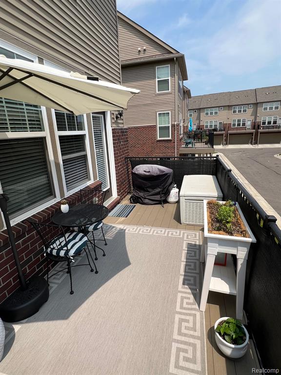 935 Barclay Circle Rochester Hills, MI 48307 - Photo 10 of 31
