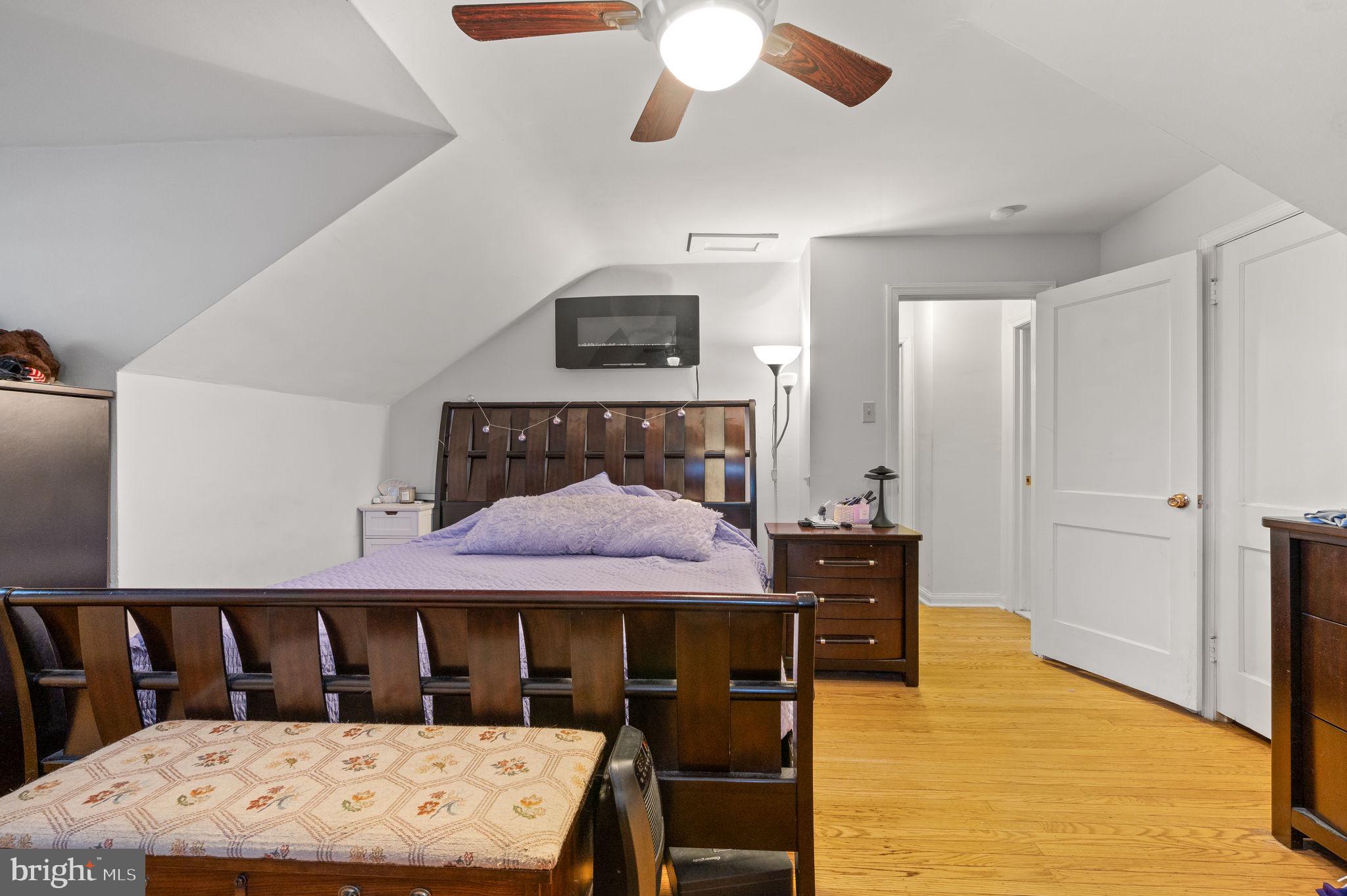 820 Westfield Road Springfield, PA 19064 - Photo 24 of 35 2nd floor bedroom