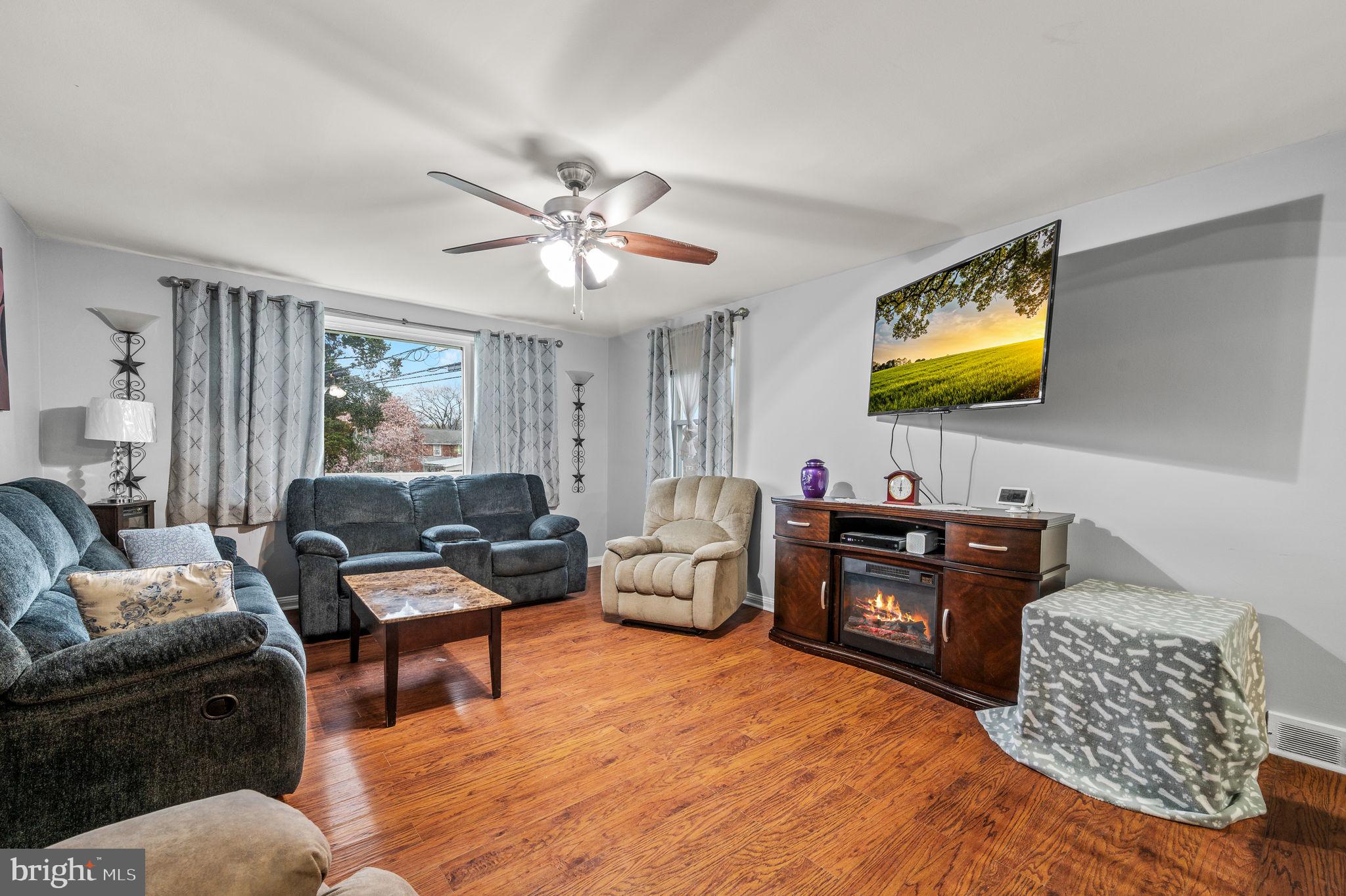 820 Westfield Road Springfield, PA 19064 - Photo 4 of 35