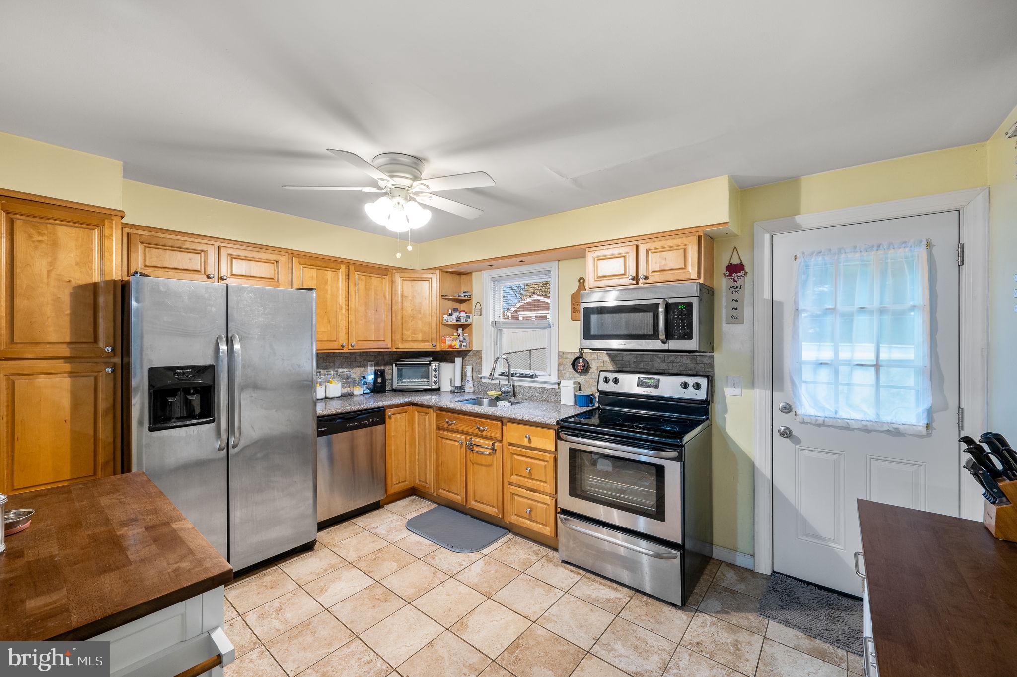 820 Westfield Road Springfield, PA 19064 - Photo 9 of 35