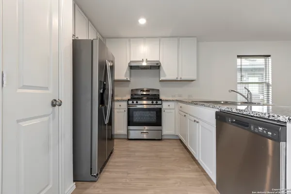 $1,250 | 13823 Ostrich Run, San Antonio, TX 78252
