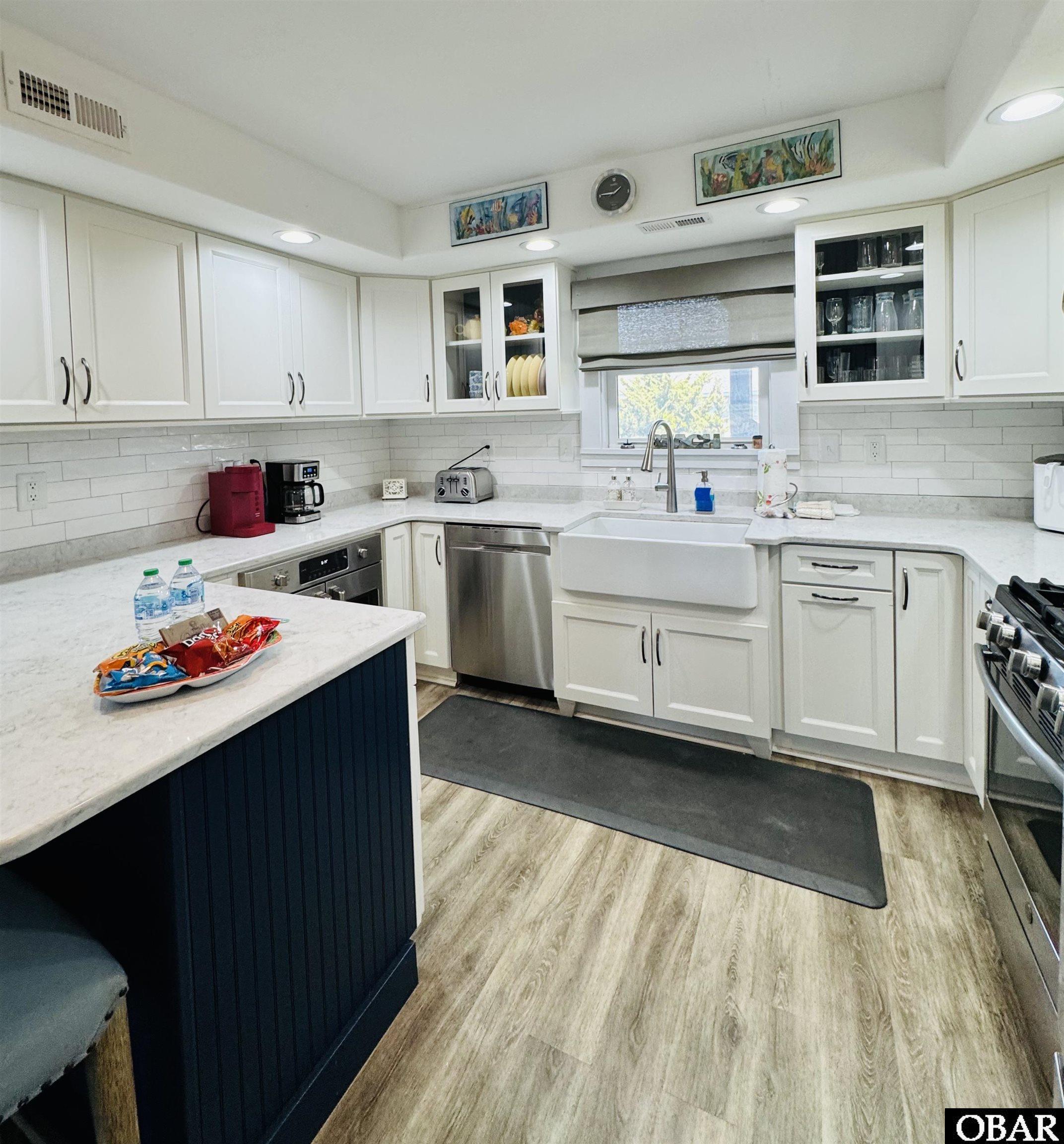 26212 Bluebeard Road Salvo, NC 27982 - Photo 9 of 46 Farm sink and stainless appliances!