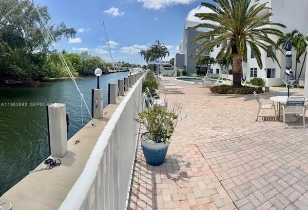 $330,000 | 2850 Northeast 14th Street Causeway, Unit 110B, Pompano Beach, FL 33062