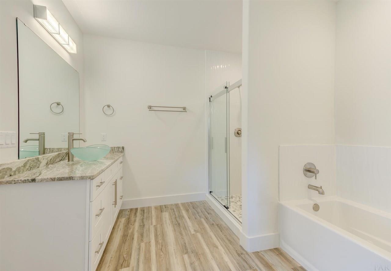 1986 Reagan Road Navarre, FL 32566 - Photo 32 of 42 Gallery Image 32