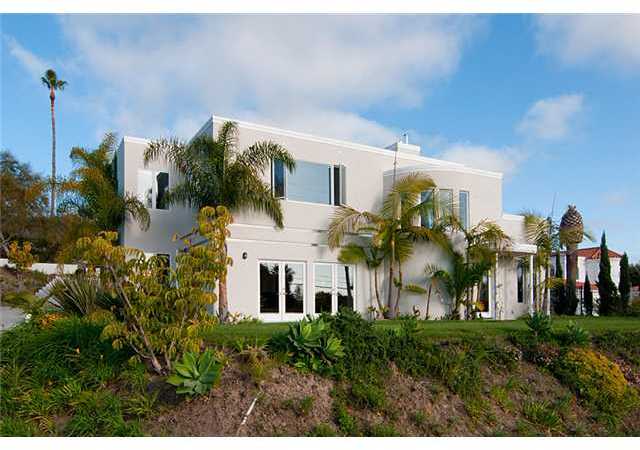 1585 Burgundy Road Encinitas, CA 92024 - Photo 2 of 25