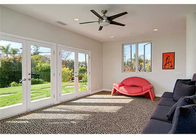 1585 Burgundy Road Encinitas, CA 92024 - Photo 7 of 25
