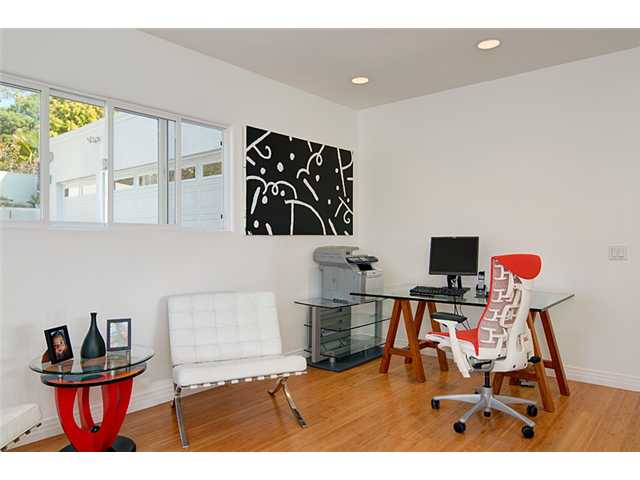1585 Burgundy Road Encinitas, CA 92024 - Photo 8 of 25
