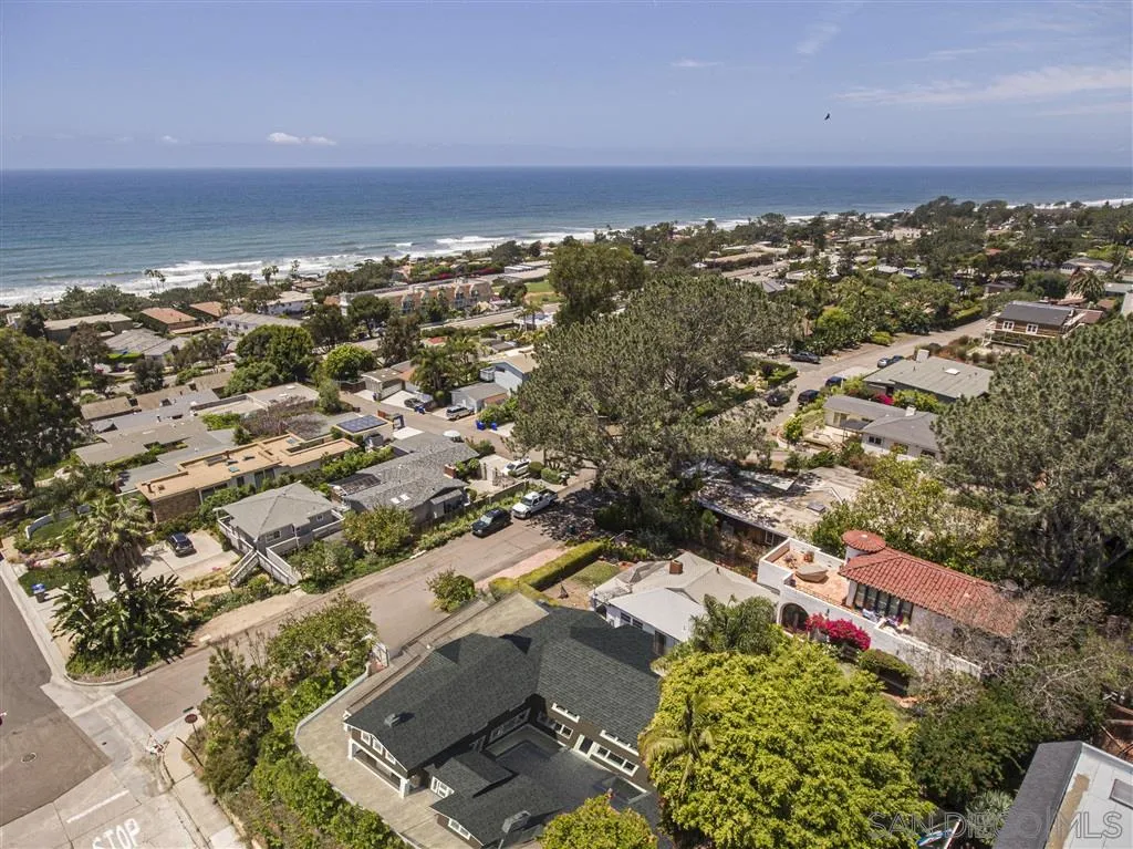 605 Nob Avenue Del Mar, CA 92014 - Photo 3 of 12 an aerial view of residential building and city