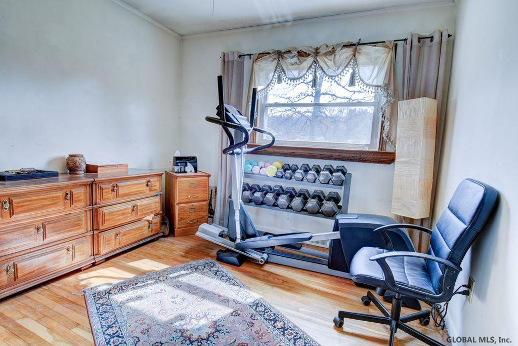 1449 Crescent Vischer Ferry Road Halfmoon, NY 12065 - Photo 18 of 25 Photo 18