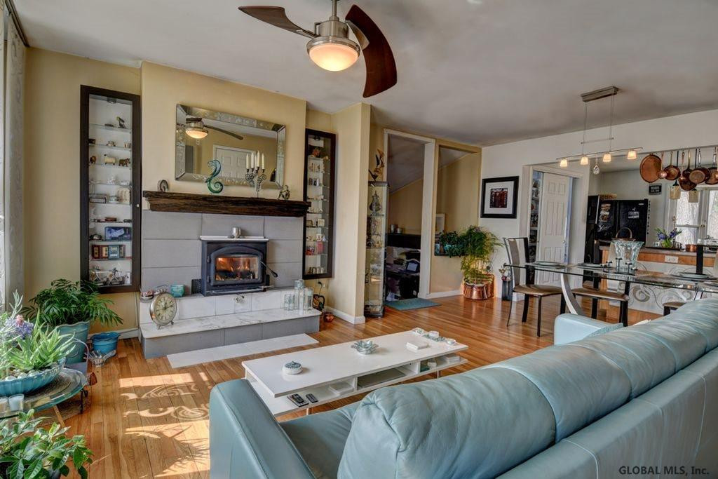 1449 Crescent Vischer Ferry Road Halfmoon, NY 12065 - Photo 4 of 25 Photo 4