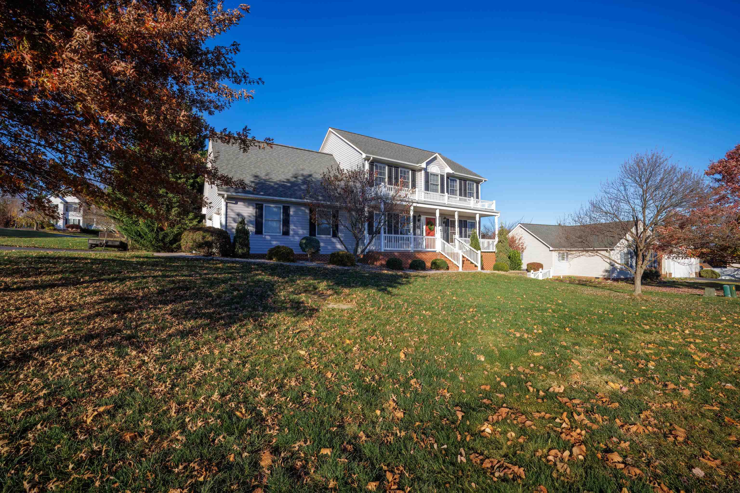 802 Thompson Street Dayton, VA 22821 - Photo 8 of 64 Gallery Image 8