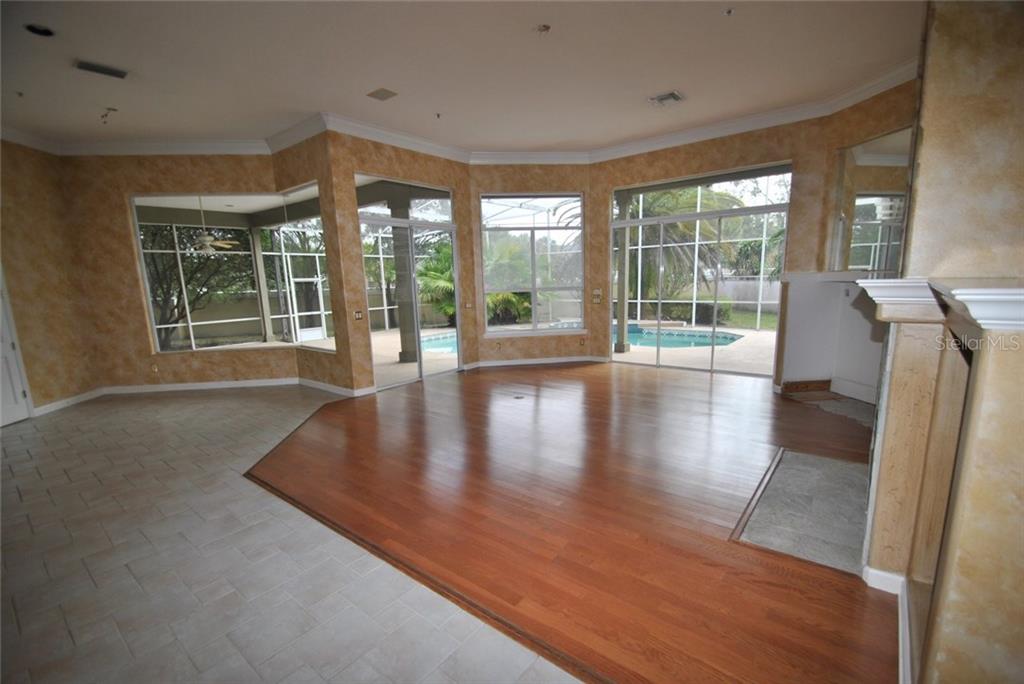 512 Spring Club Drive Altamonte Springs, FL 32714 - Photo 8 of 20 Gallery Image 8