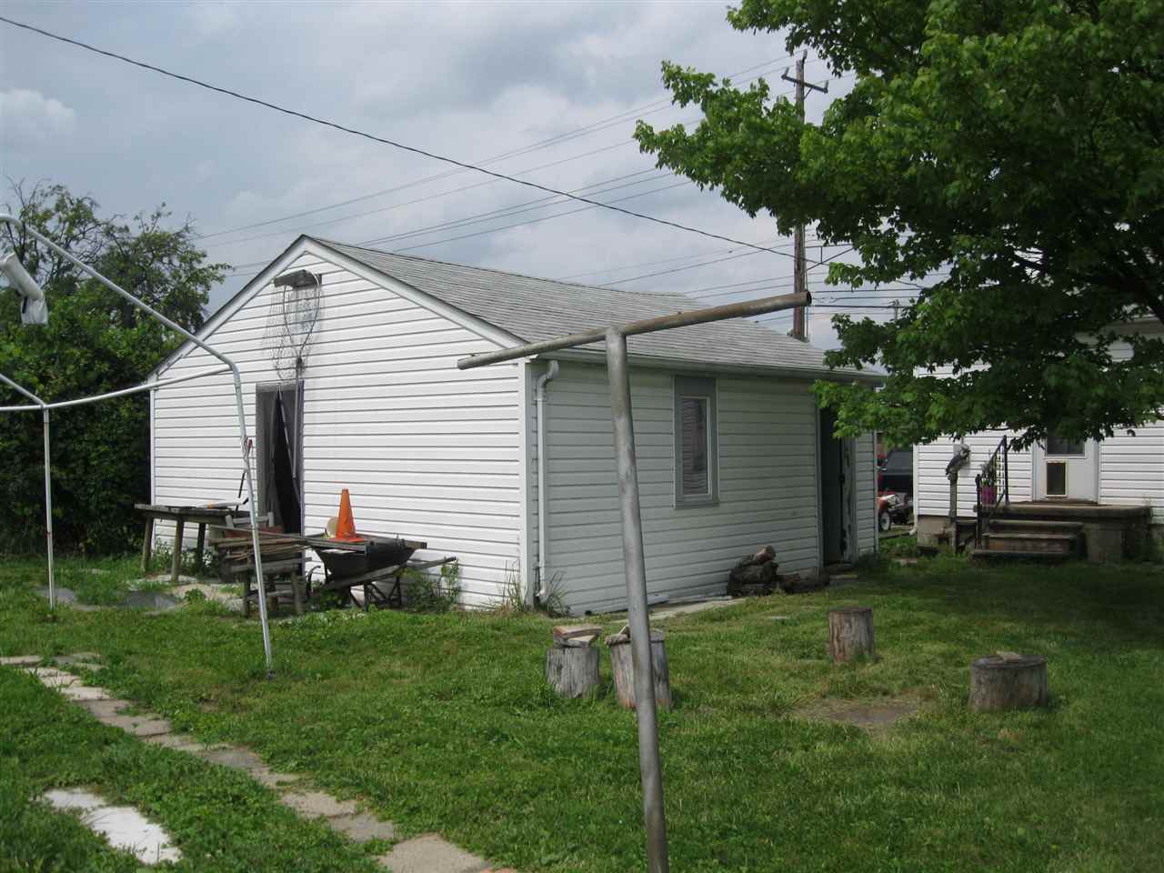 11332 Stephens Road Warren, MI 48089 - Photo 21 of 22 50051289-21.JPG