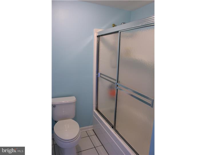 2407 Arden Road Cinnaminson, NJ 08077 - Photo 14 of 23 Gallery Image 14
