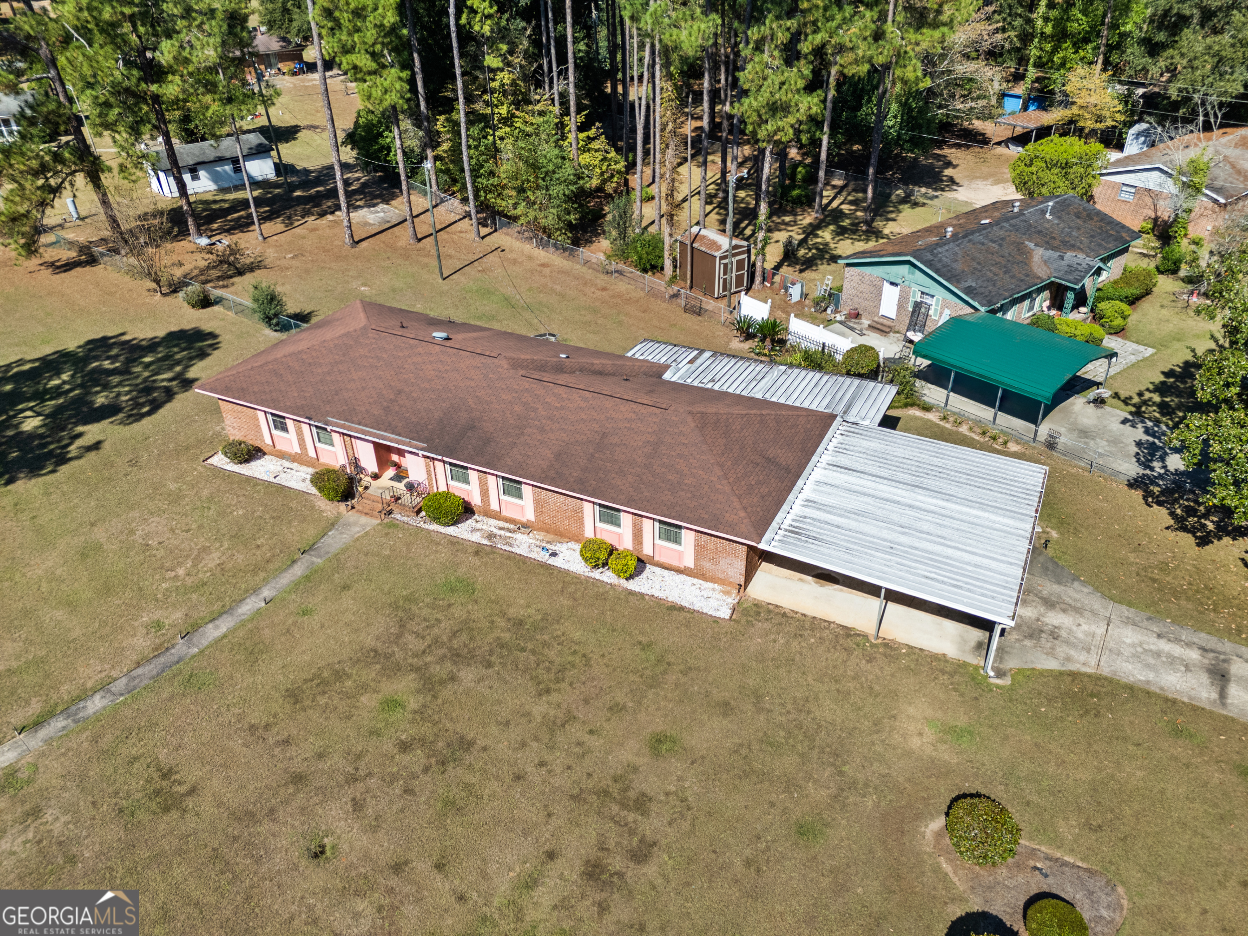 2101 Goldendale Lane Albany, GA 31721 - Photo 4 of 59