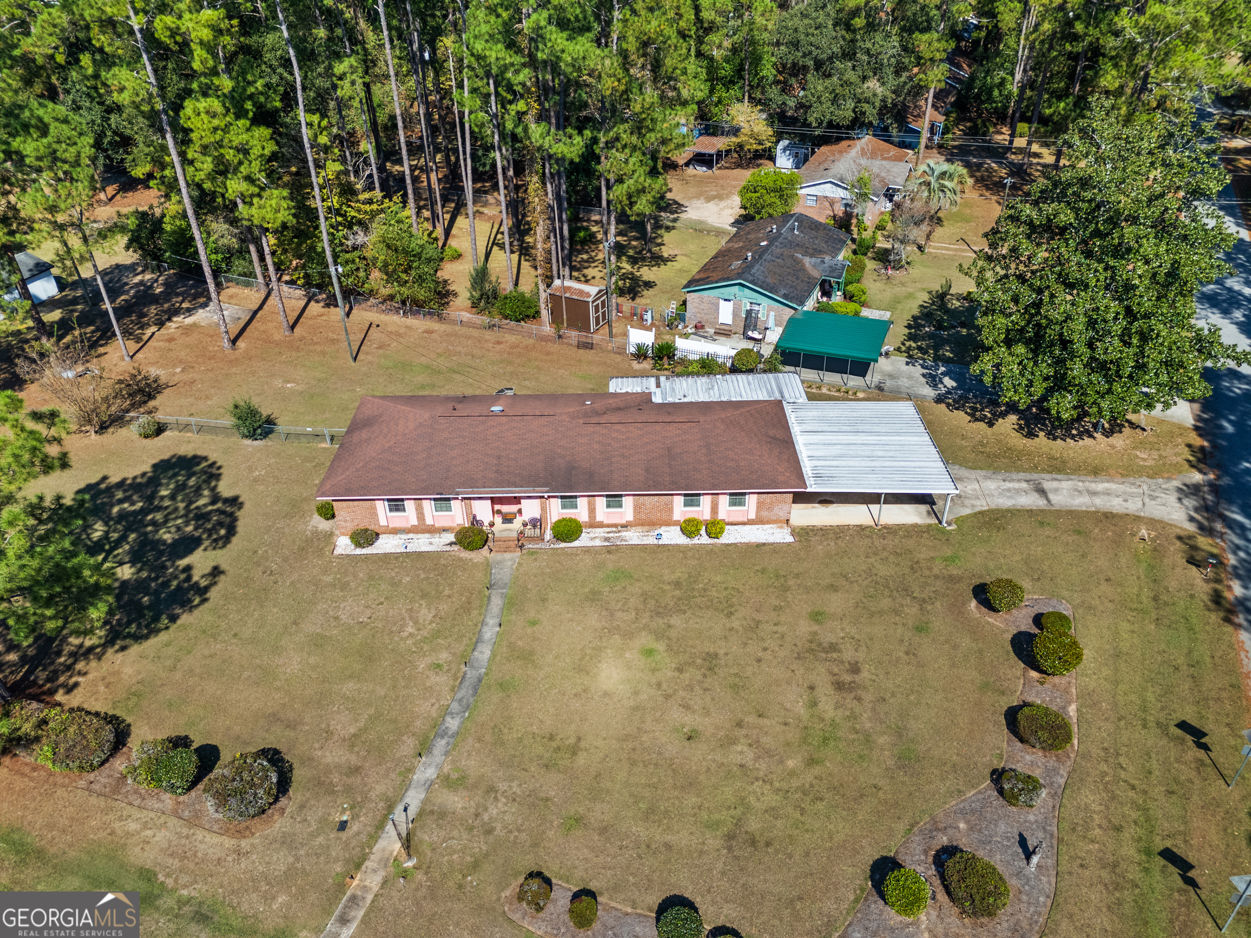 2101 Goldendale Lane Albany, GA 31721 - Photo 6 of 59 a view of an outdoor space with trees
