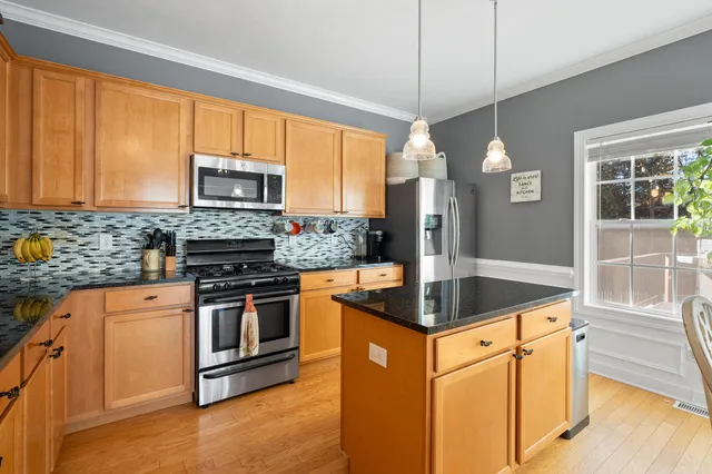 $389,900 | 7440 Brindle Trail, Kalamazoo, MI 49009