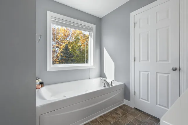 $389,900 | 7440 Brindle Trail, Kalamazoo, MI 49009